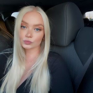 Meet your Posher, Abigail